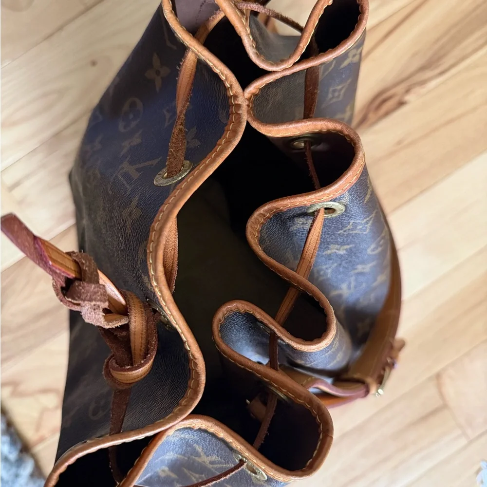 Louis Vuitton Noe Gm Bag - Picture 9 of 11